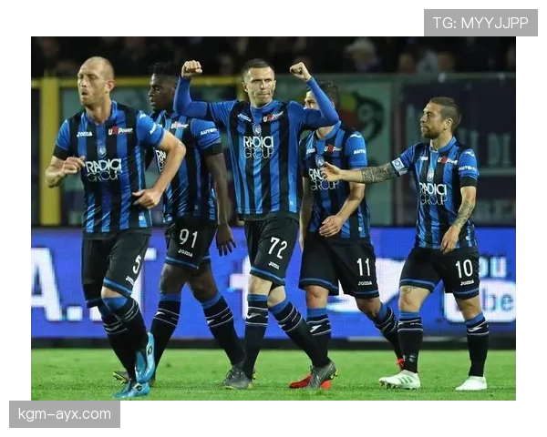 国米边翼卫狂攻难破中路,近期进攻表现波动对赛季走势形成制约 国米边翼卫狂攻难破中路,近期进攻表现波动对赛季走势形成制约