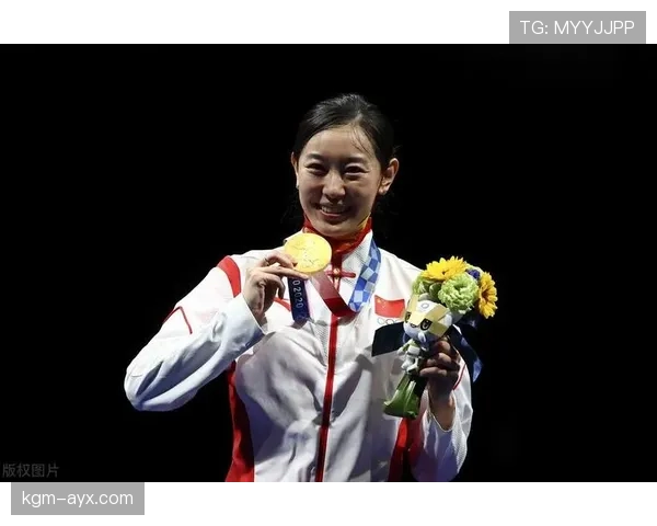 孙一文赛前啃鸡腿，赛后住五星套房，这反差谁顶得住