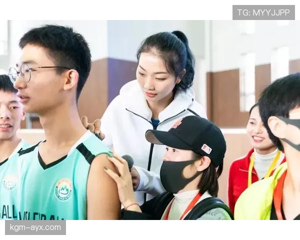 袁心玥这日常也太不一般了吧，训练完买了多少包大牌包没人知道吧？